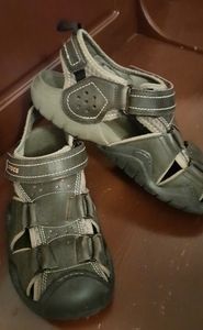 CROC saddles, active water shoes